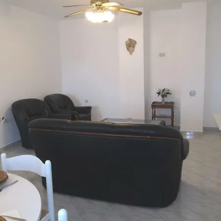 شقة Apartment Nela 2 *