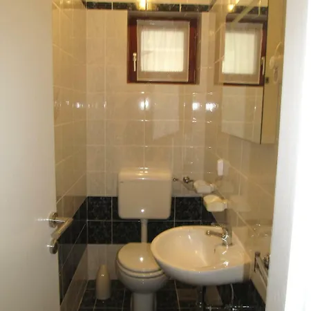Apartment Nela 2 *