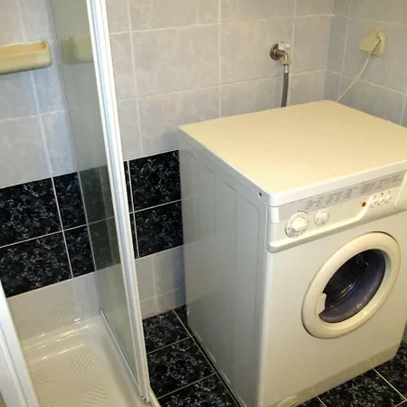 Apartment Nela 2 شقة بولا